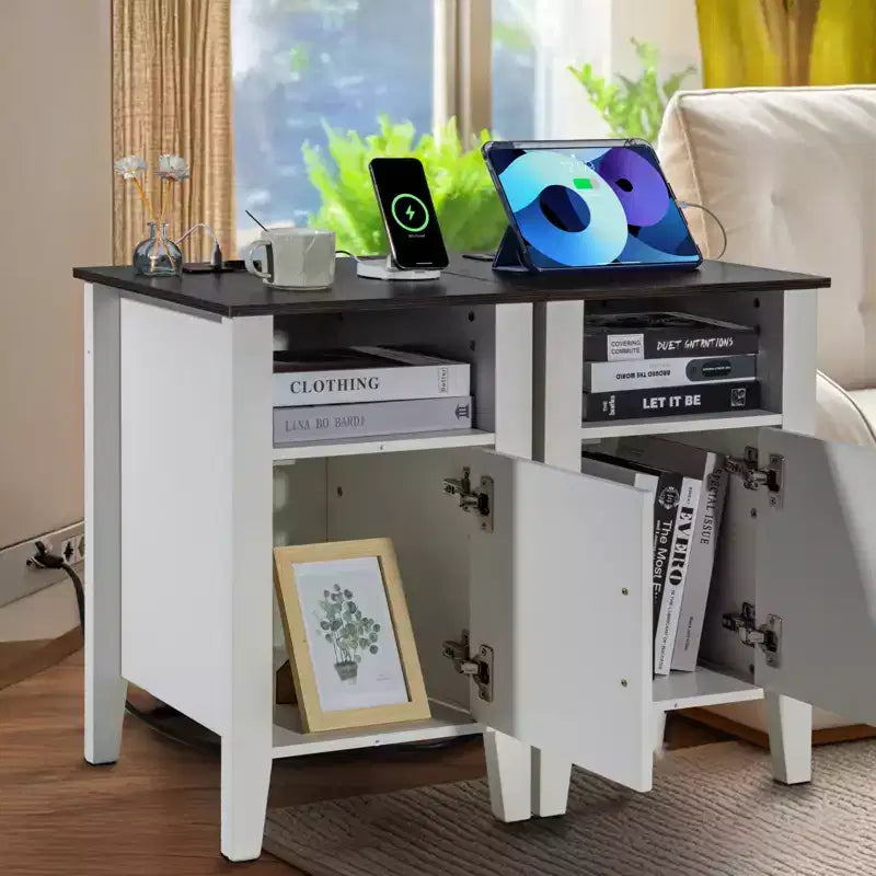 Table d'appoint de ferme, Table de chevet avec station de recharge, Table d'appoint à 3 niveaux