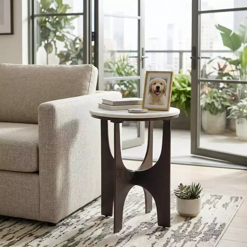 Table d'appoint contemporaine ronde en marbre avec piètement en métal